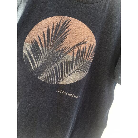 Astronomy Brand mens short sleeve tee shirt size large EUC Graphic Print Palms - Picture 2 of 5
